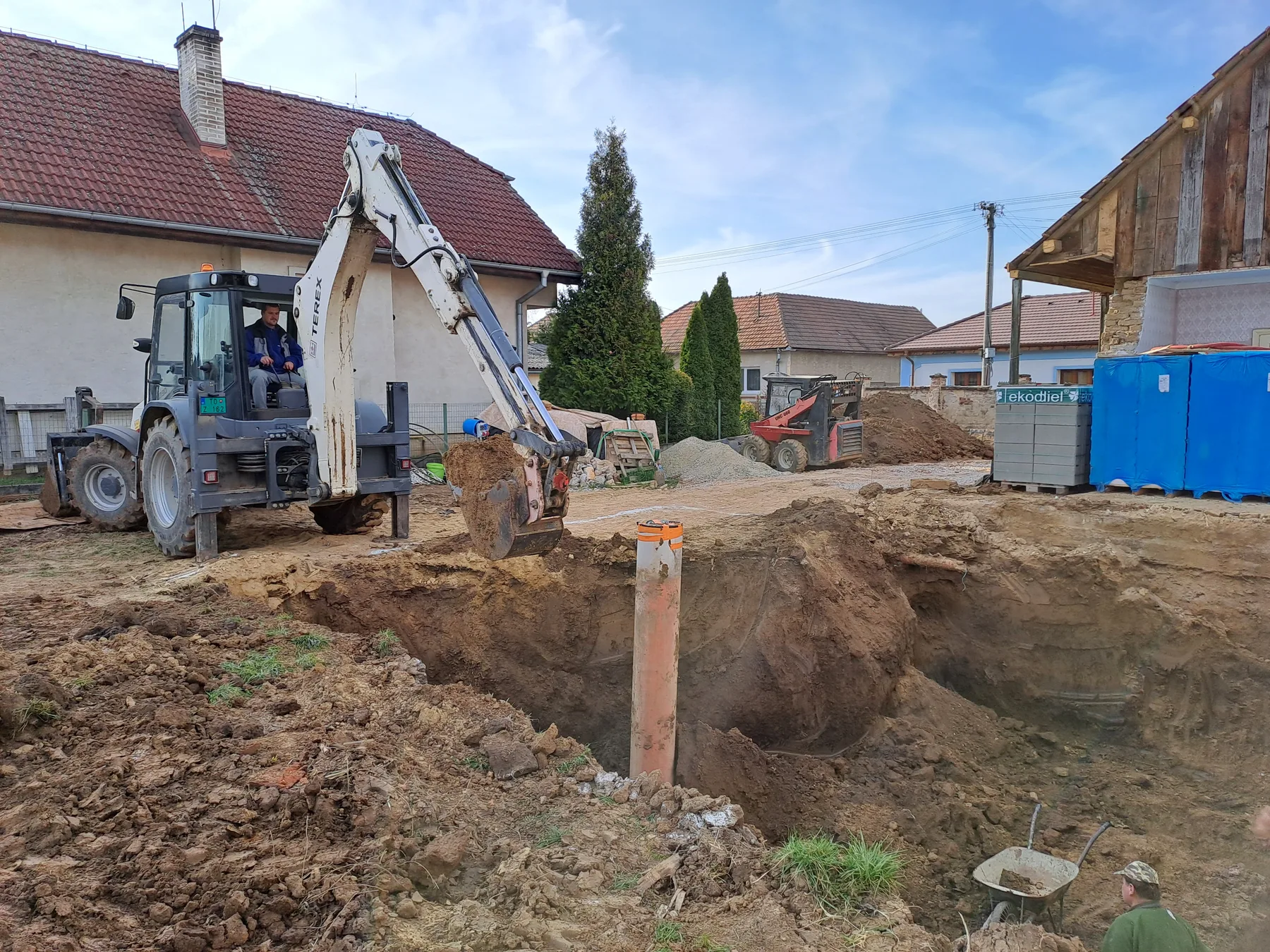 Ukážka realizácie - Zemné a búracie práce ZVALSTAV