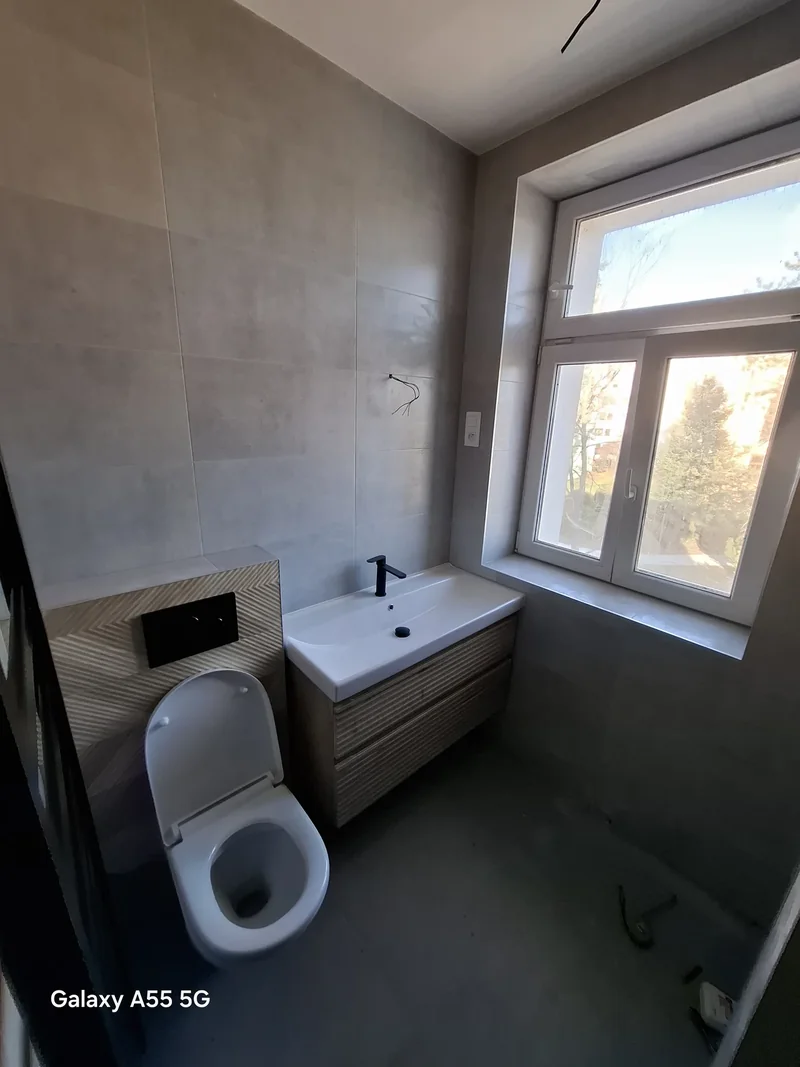 Obklady a dlažby v interiéri ZVALSTAV 7