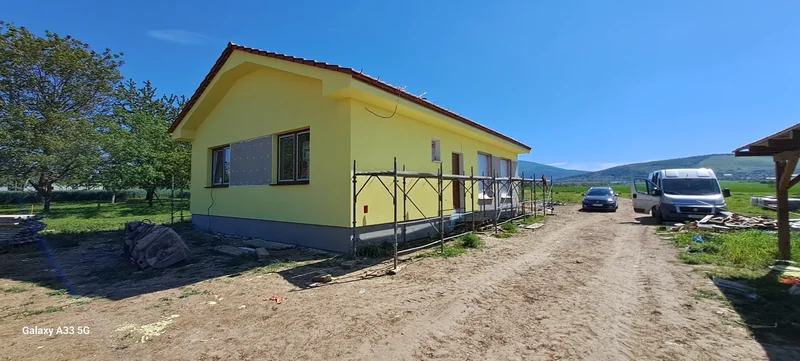 Realizácia rodinného domu a stavebných prác ZVALSTAV 10