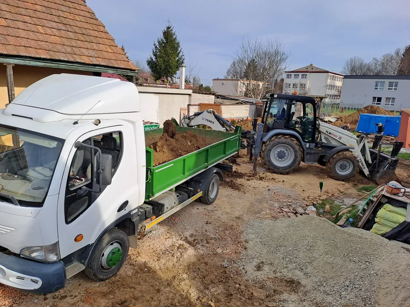 Zemné a búracie práce ZVALSTAV 4